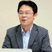 「今回の取り組みで社内の情報が整理され組織を拡大するための基盤作りが出来ました」（取締役 開発統括・平松寛司氏）