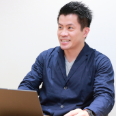 「LRMのサポートがなければ期限内の取得はできませんでした」（コーポレート本部 本部長・中原祐也氏）