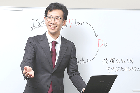 石濱 雄基