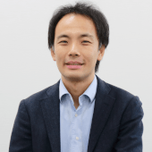 「放っておくと意味のないルールが際限なくできてしまう。それをいかに抑制していくかが重要です」(代表社員・芳賀満氏)