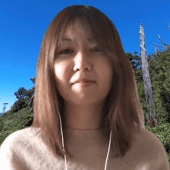 「日本語が出来ない社員のために英語のテキストを用意してもらうなど、細々とした相談にも迅速に対応していただきました」(コーポレートエンジニア・竹林久美氏)