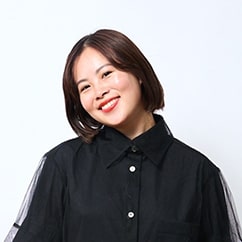 松山 真衣