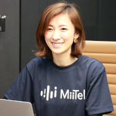 「すでにWEBサイトと名刺にマークを表示しお客様からも反応を頂いています」（広報/マーケティング ヴァイス・プレジデント 藤村侑加氏）