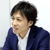 管理本部 課長・牛之濱勇貴氏