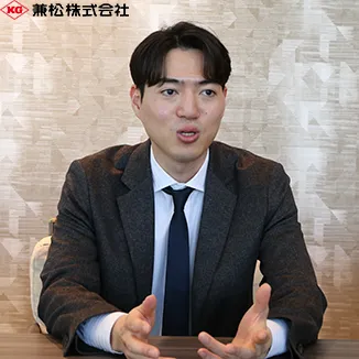 塚越 拓摩 氏