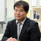 「LRMのサポートを受け始めて正しい活動ができるようになりました」(経営管理部PR担当マネージャー・安彦守人氏)